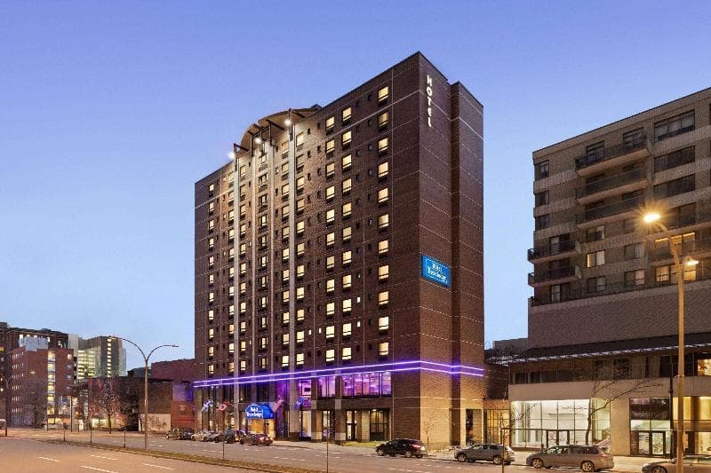 Travelodge Hotel by Wyndham Montreal Centre photo 1