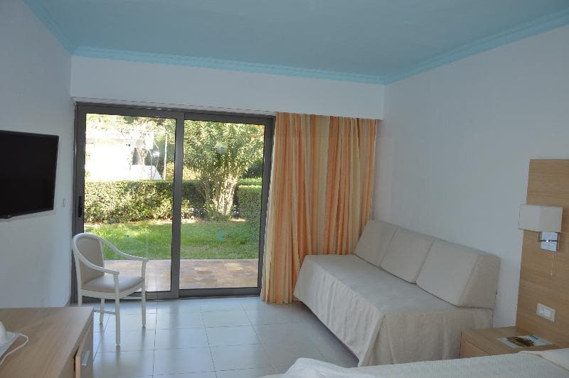 Blue Horizon Beach Resort 5
