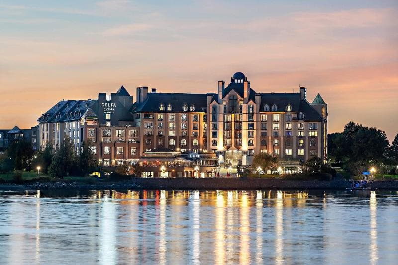 Delta Hotels Victoria Ocean Pointe Resort photo 1