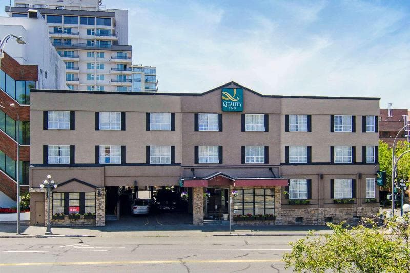 Quality Inn Downtown Inner Harbour photo 1