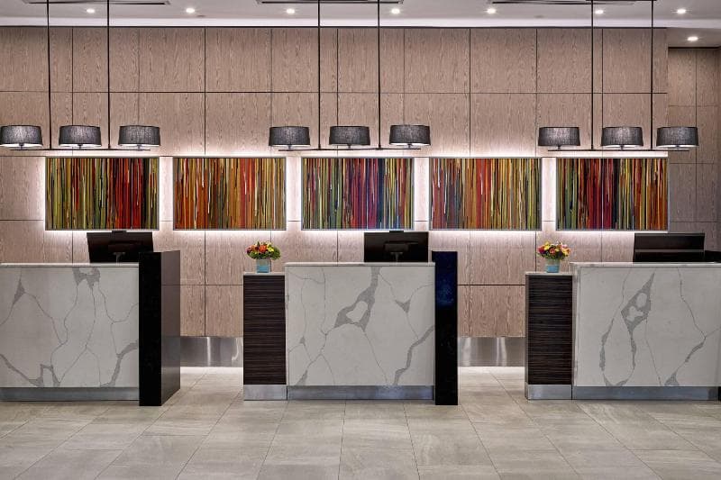 Delta Hotels Edmonton Centre Suites 5
