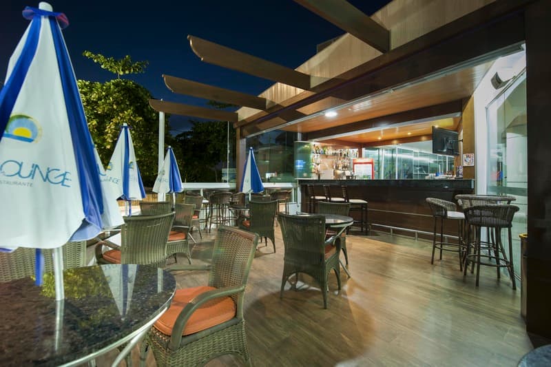 Comfort Suites Macae main