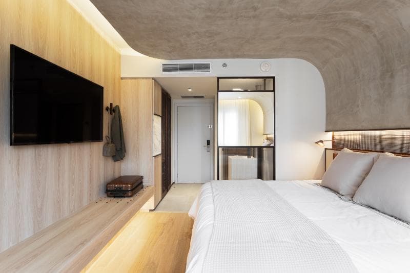 Qoya Hotel Curitiba, Curio Collection by Hilton photo 1