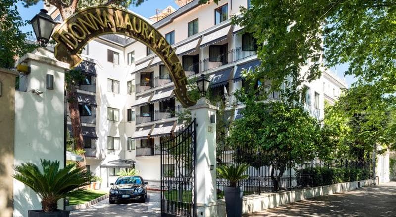 Hotel Donna Laura Palace photo 1