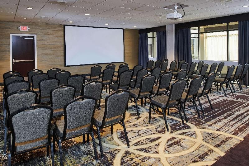 DoubleTree by Hilton Raleigh Crabtree Valley photo 1