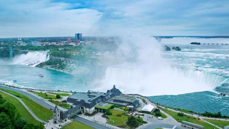 Niagara Falls Marriott Fallsview Hotel & Spa 4