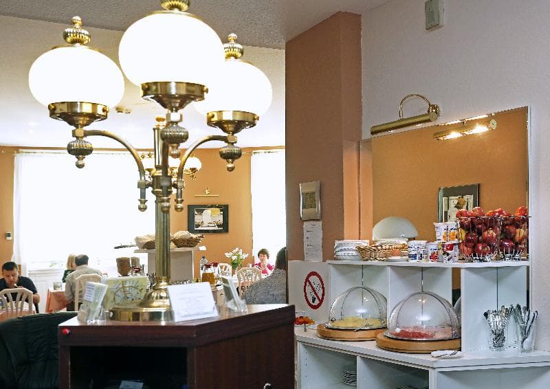 Hotel-Pension Continental 3