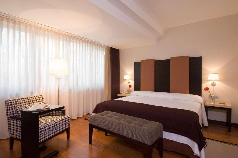 Nh Timisoara 4