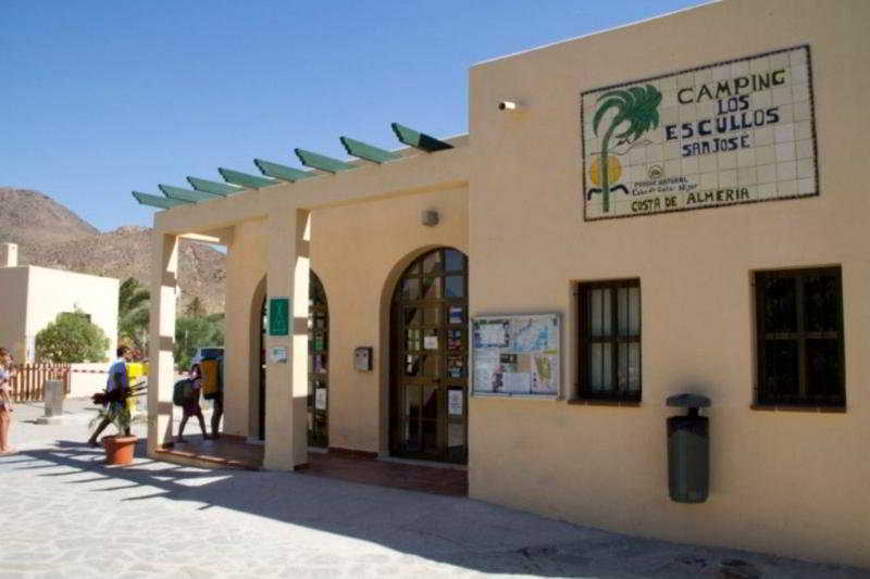 Bungalows Los Escullos 5