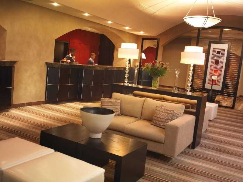 Garden Court O.R. Tambo International Airport 4