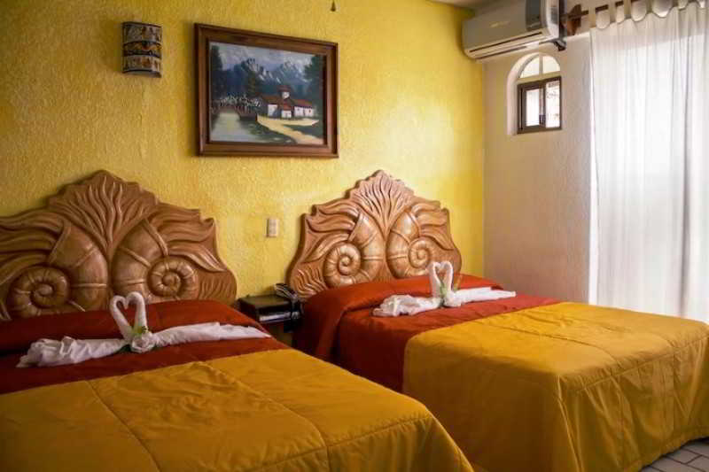Paloma Del Mar (Adults Only) 4
