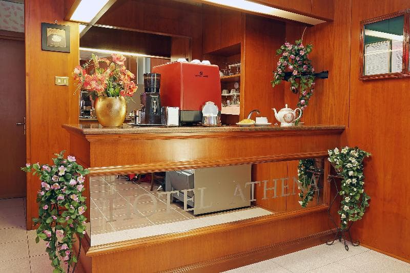 Hotel Athena 4