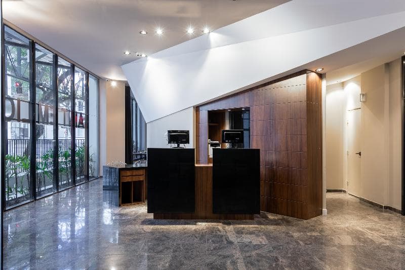 Saint Emilion Hotel 2
