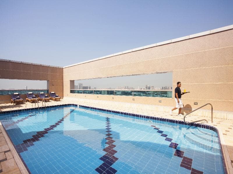Movenpick Hotel and Apartments Bur Dubai photo 1