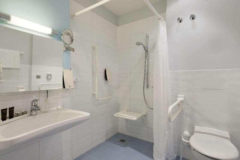 Ramada By Wyndham Frankfurt City Centre 4