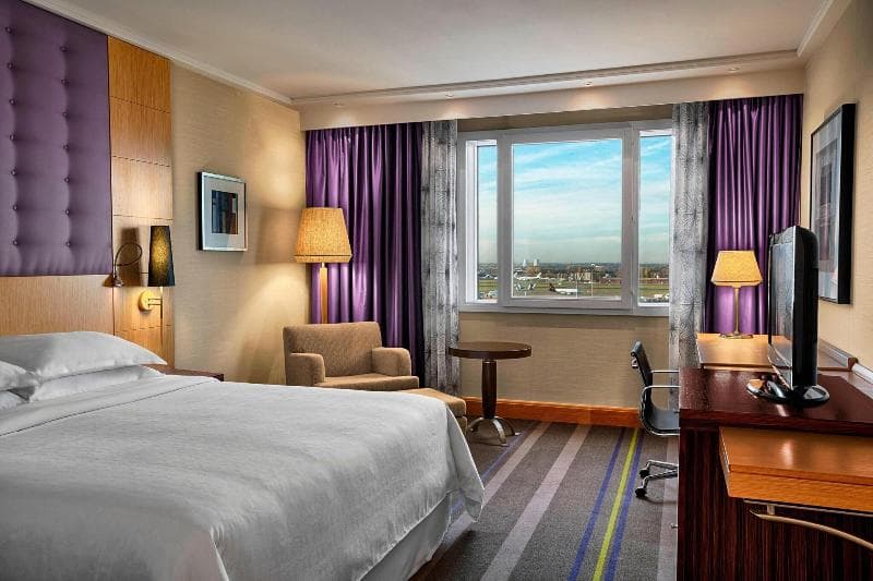 Sheraton Brussels Airport Hotel 4