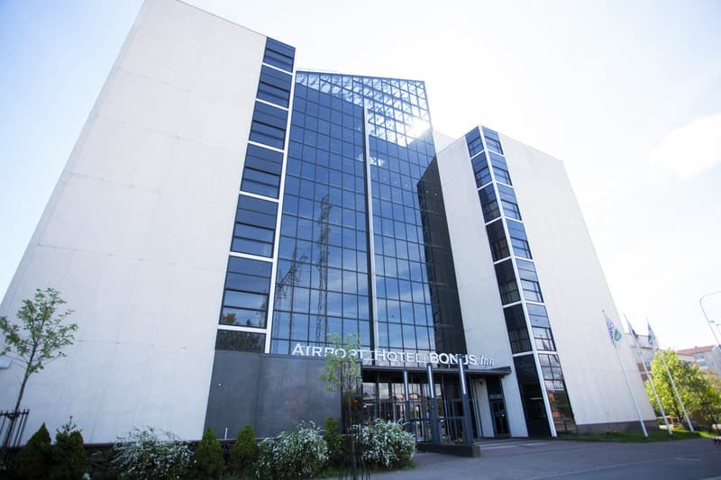 Skyline Airport Hotel 3