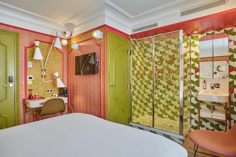 Idol Hotel 5