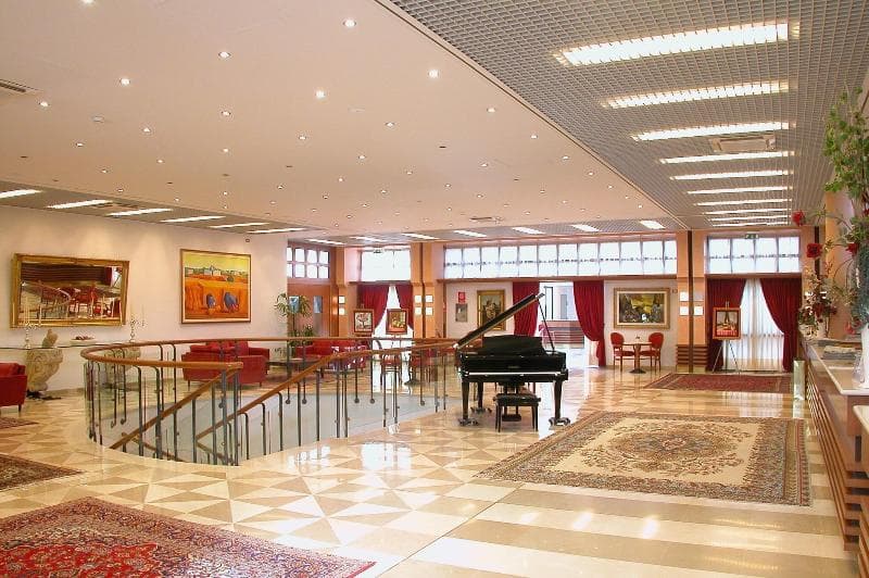 Grand Hotel La Chiusa Di Chietri 5