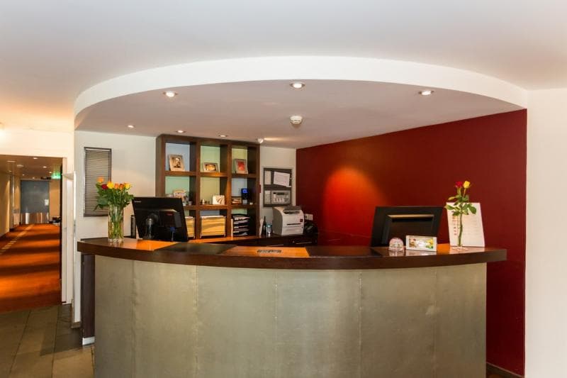 Apart-Hotel Zurich Airport 2