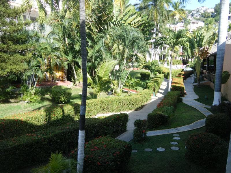 El Tropicano 1
