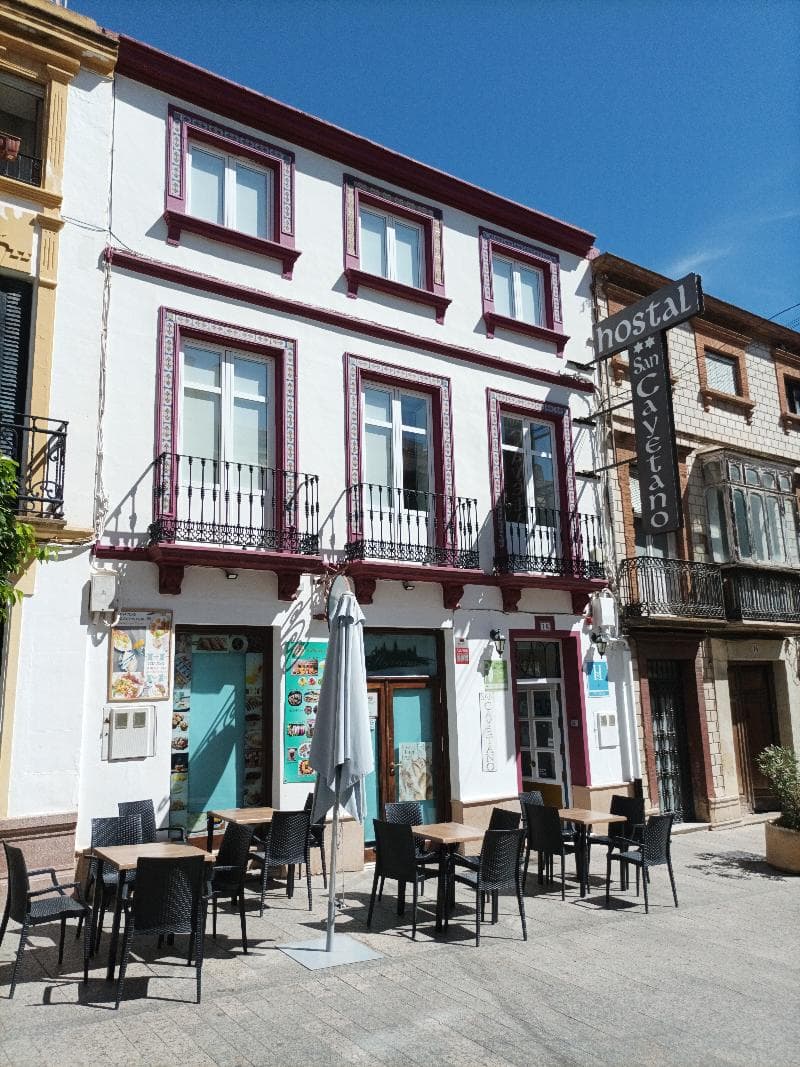 Hotel San Cayetano 2