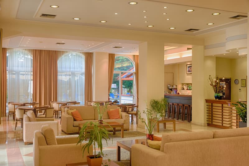 Cnic Hellinis Hotel 4