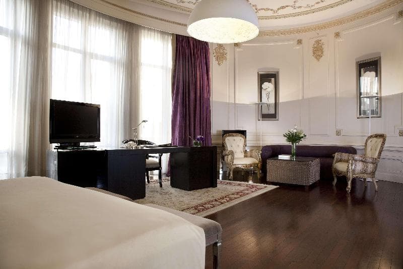 Savoy Hotel 3