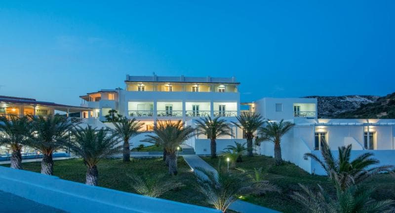 Golden Milos Beach 3