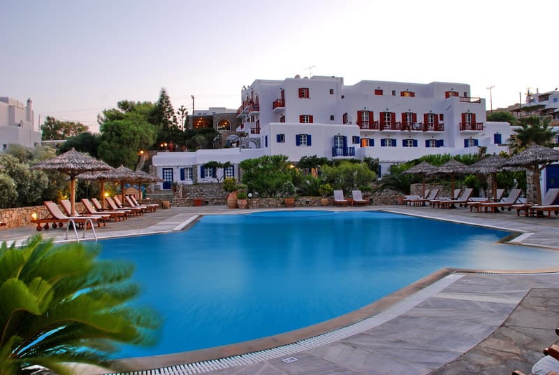 Kamari Hotel 3
