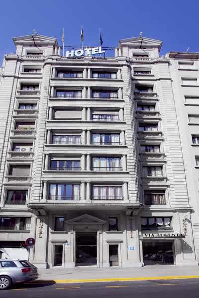 Via Augusta 5
