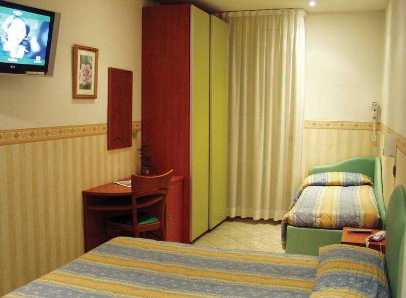 Hotel Scarlet 3