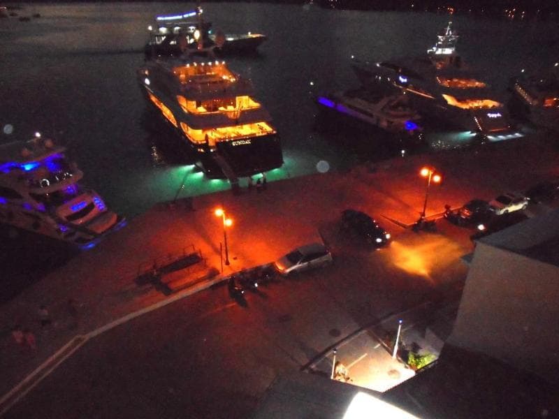 Manessi City Hotel 3