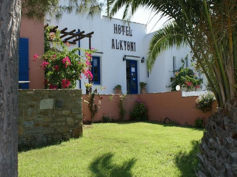 Alkyoni Beach Hotel 2