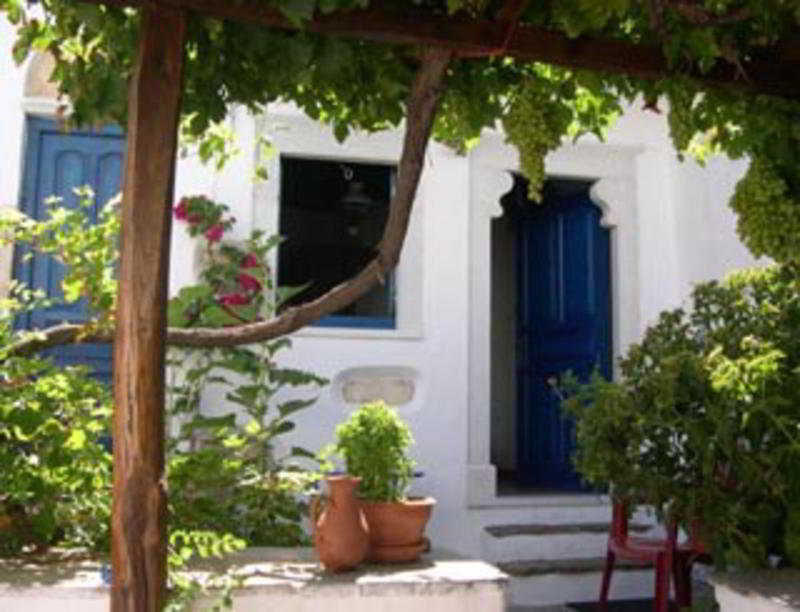Venetiko Apartments main