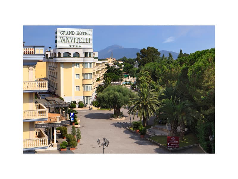 Grand Hotel Vanvitelli 2