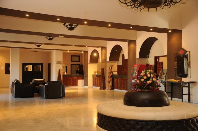 Hotel Oasis 2