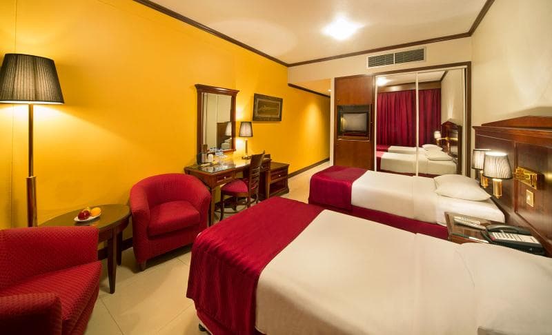 Admiral Plaza Hotel 2