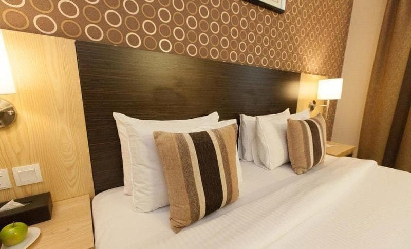 Fortune Karama Hotel 5