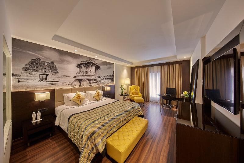 Royal Orchid 3