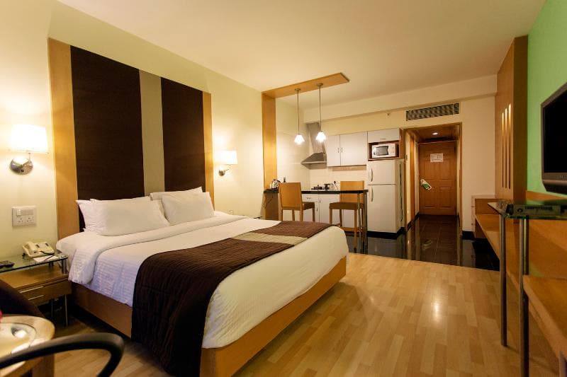 Royal Orchid 5