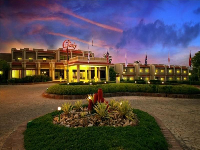 Hotel Clarks Khajuraho 5