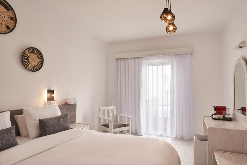 Mykonos Kosmoplaz Beach Resort Hotel (Adults Only) 5