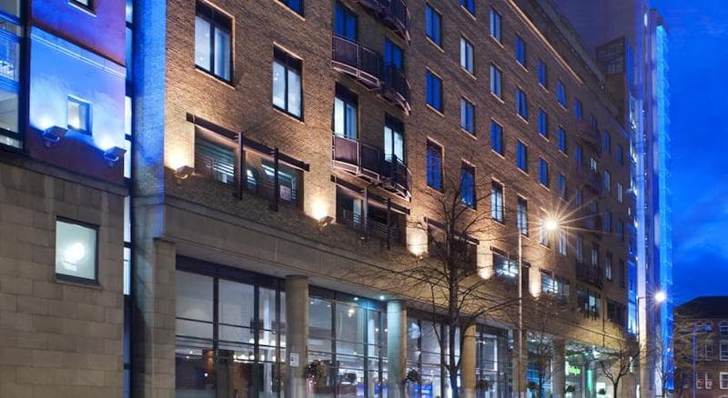 Clayton Hotel Belfast 3