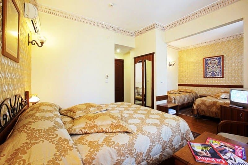 Hippodrome Hotel 5