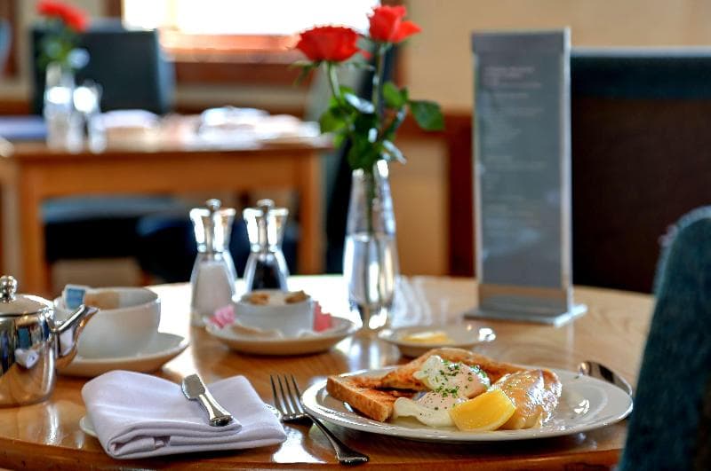 Best Western Plus Milford Hotel 2