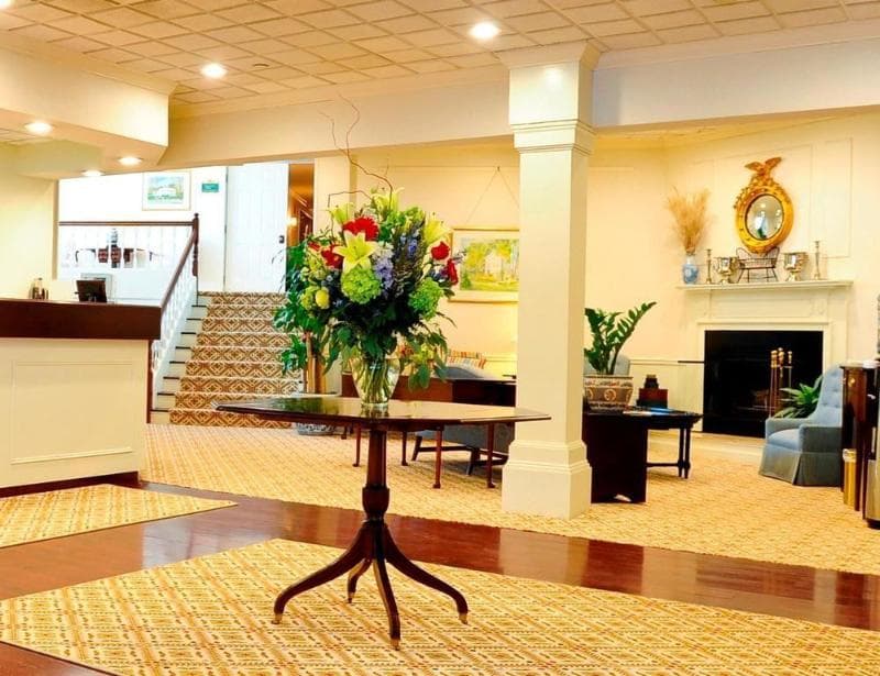 The Farmington Inn photo 1