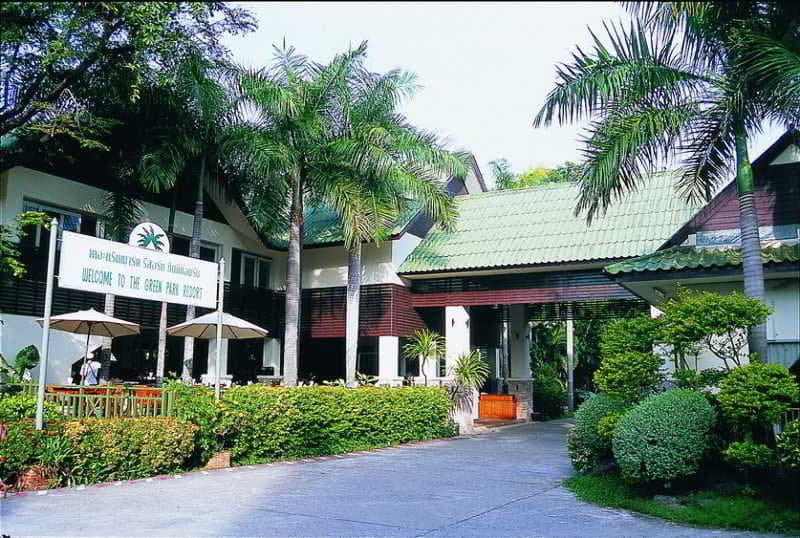 The Green Park Resort 3