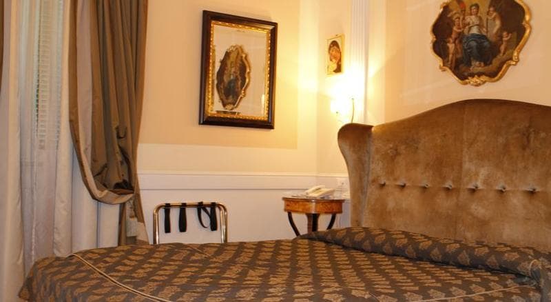 Boutique Hotel Trevi 4