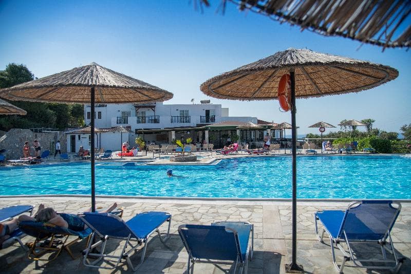Semiramis Village Hotel 5